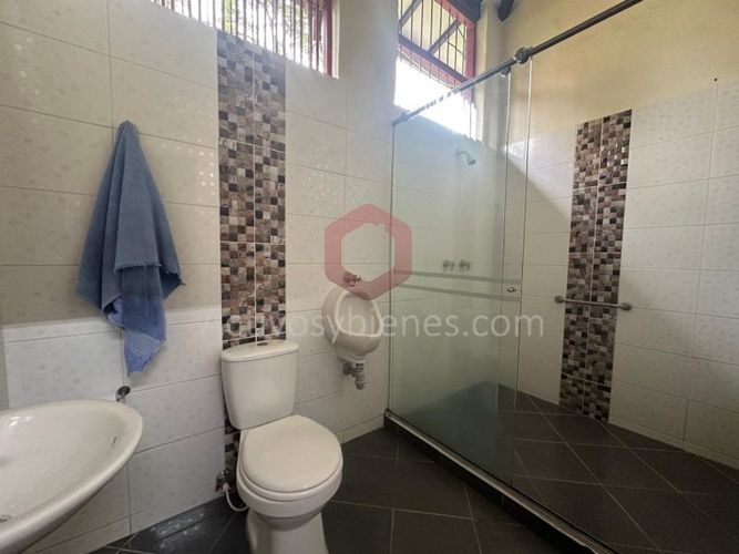 Casa de 6 alcobas en venta en La Aldea, La Estrella · foto 12 de 23