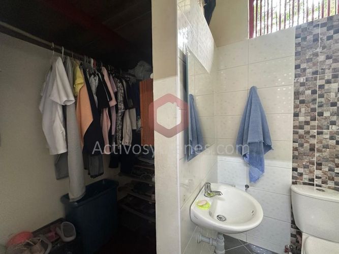 Casa de 6 alcobas en venta en La Aldea, La Estrella · foto 15 de 23