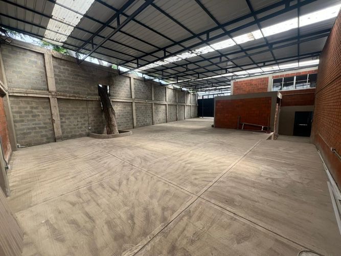 Bodega en arriendo en Cencar- Yumbo, Yumbo, 420 m² · foto 4 de 12