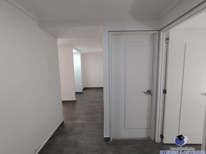 Apartamento de 3 alcobas en venta en Colasania, Medellín, 157 m² · foto 6 de 15