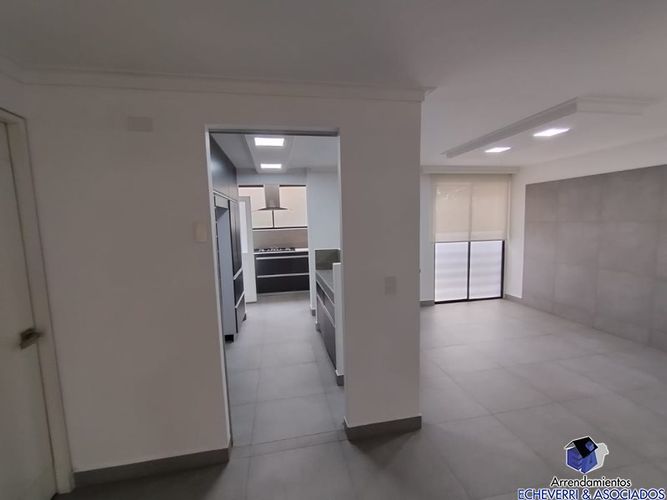 Apartamento de 3 alcobas en venta en Colasania, Medellín, 157 m² · foto 8 de 15