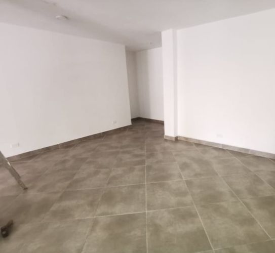 Local en arriendo en Loma Del Chocho, Envigado, 180 m² · foto 2 de 15