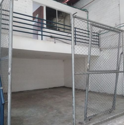 Bodega en arriendo en Zona Industrial No. 2, Itagüí, 886 m² · foto 4 de 8
