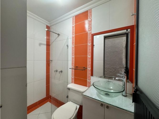 Casa de 2 alcobas en venta en San Joaquin, Envigado, 64 m² · foto 12 de 17