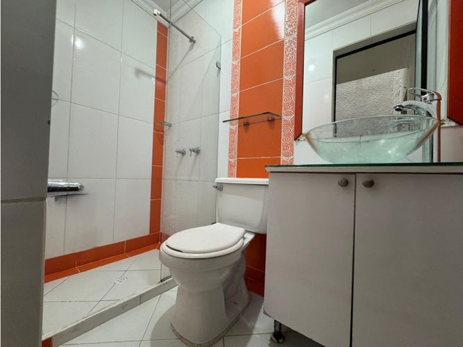 Casa de 2 alcobas en venta en San Joaquin, Envigado, 64 m² · foto 13 de 17
