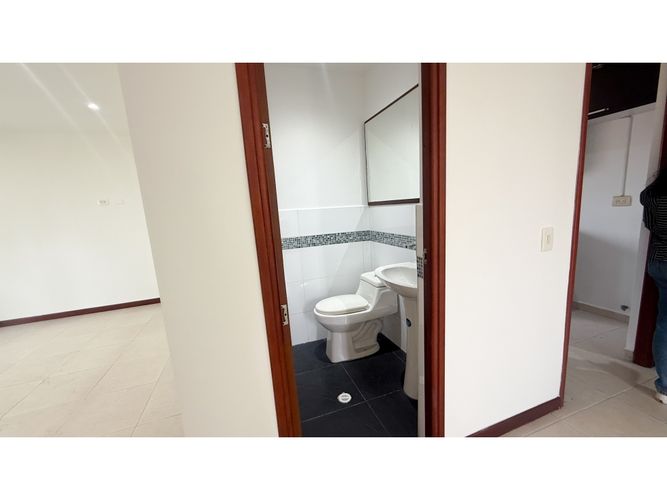 Apartamento de 3 alcobas en venta en Zuñiga, Envigado, 128 m² · foto 4 de 14