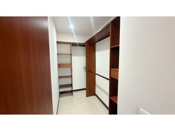 Apartamento de 3 alcobas en venta en Zuñiga, Envigado, 128 m² · foto 6 de 14