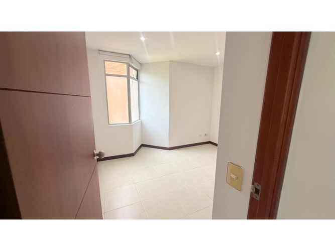 Apartamento de 3 alcobas en venta en Zuñiga, Envigado, 128 m² · foto 11 de 14