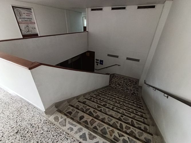 Oficina en arriendo en Laureles, Medellín, 52 m² · foto 3 de 15