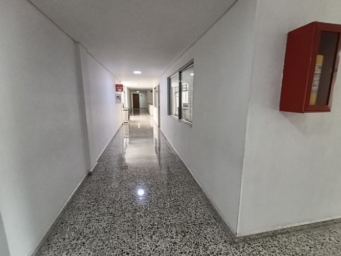 Oficina en arriendo en Laureles, Medellín, 52 m² · foto 4 de 15