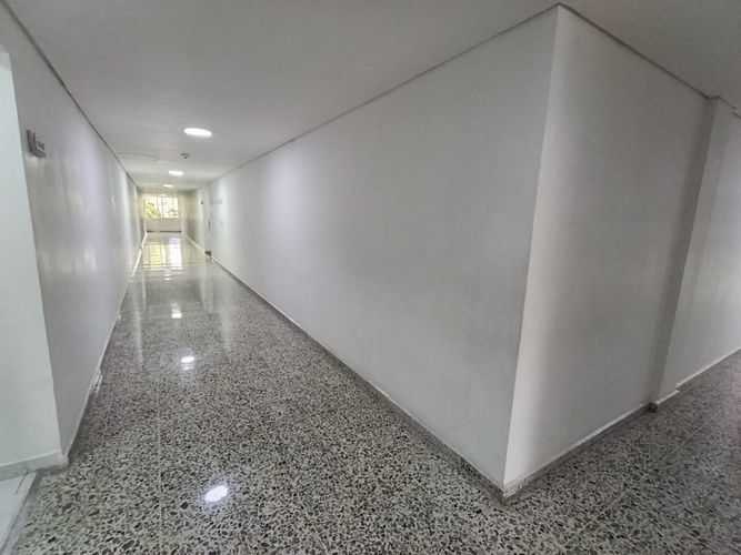 Oficina en arriendo en Laureles, Medellín, 52 m² · foto 5 de 15