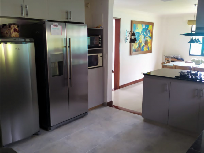 Casa de 4 alcobas en venta en Las Lomitas, Sabaneta, 295 m² · foto 7 de 16