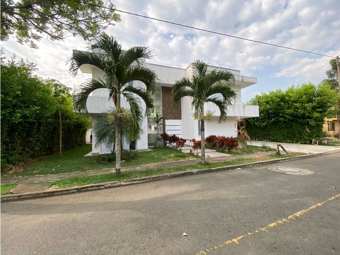 Casa de 5 alcobas en venta en Pance, Jamundí, 400 m² · foto 1 de 21