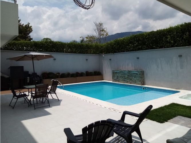 Casa de 5 alcobas en venta en Pance, Jamundí, 400 m² · foto 4 de 21
