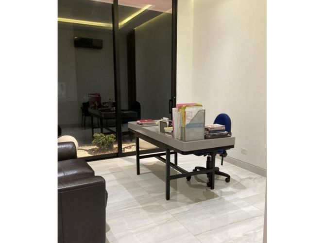 Casa de 4 alcobas en venta en Torres De Confandi, Cali, 757 m² · foto 10 de 17
