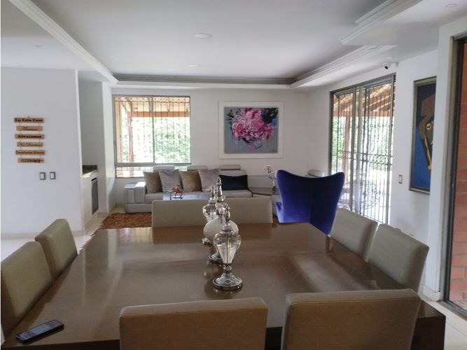 Casa de 6 alcobas en venta en Ciudad Country, Cali, 600 m² · foto 7 de 23