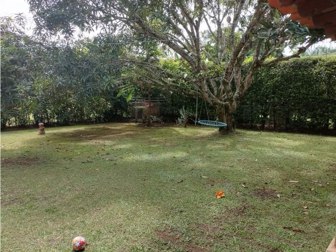 Casa de 6 alcobas en venta en Ciudad Country, Cali, 600 m² · foto 12 de 23