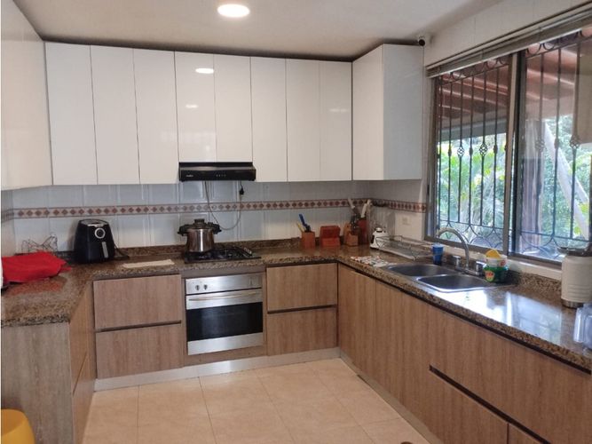 Casa de 6 alcobas en venta en Ciudad Country, Cali, 600 m² · foto 19 de 23