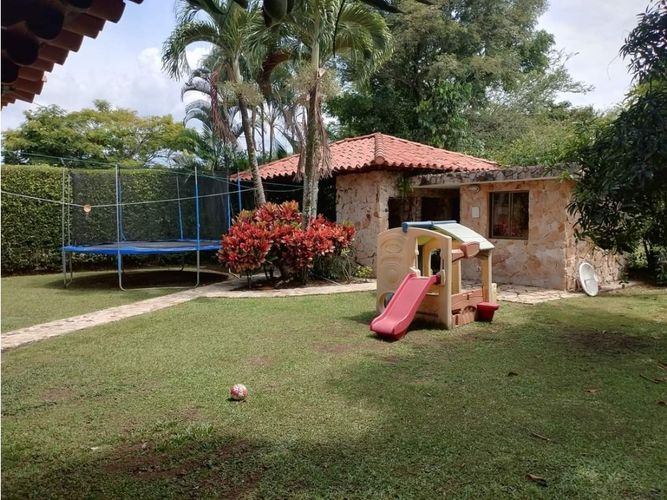 Casa de 6 alcobas en venta en Ciudad Country, Cali, 600 m² · foto 23 de 23