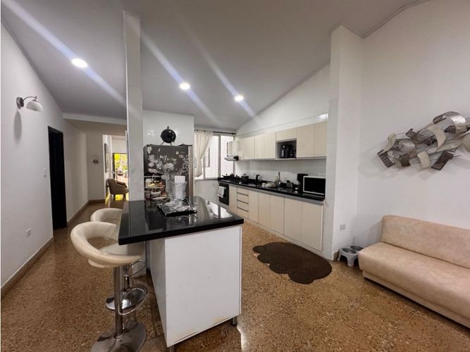 Casa de 7 alcobas en venta en La Morada, Cali, 352 m² · foto 2 de 19