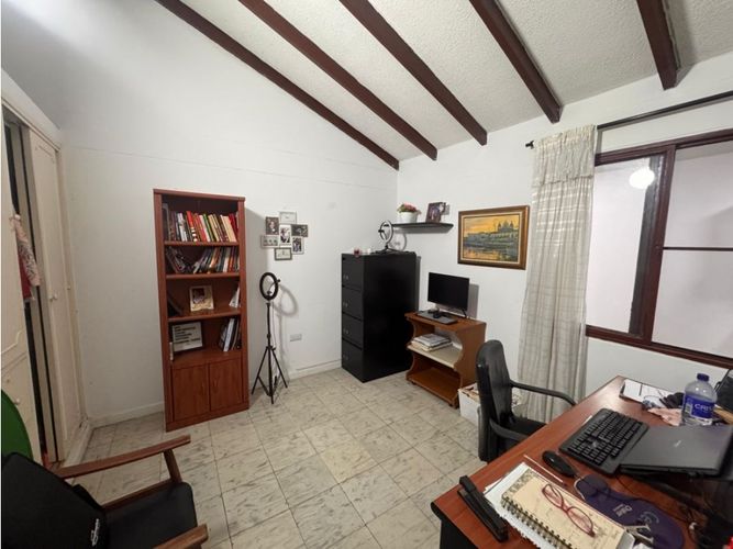 Casa de 7 alcobas en venta en La Morada, Cali, 352 m² · foto 17 de 19