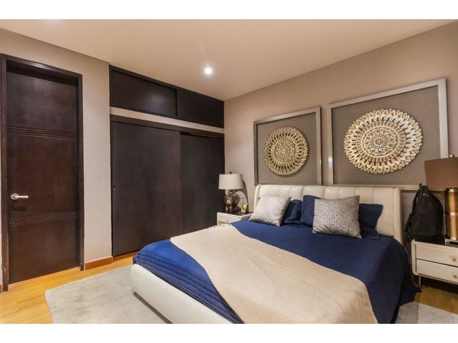 Casa de 7 alcobas en venta en Granada, Cali, 672 m² · foto 5 de 24