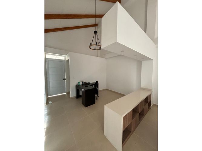 Casa de 3 alcobas en venta en Valle Del Lili, Palmira, 292 m² · foto 8 de 20