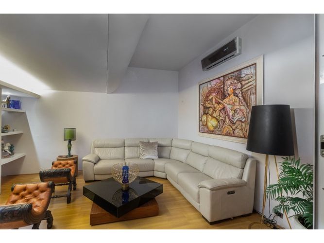 Casa de 7 alcobas en venta en Granada, Cali, 672 m² · foto 15 de 24