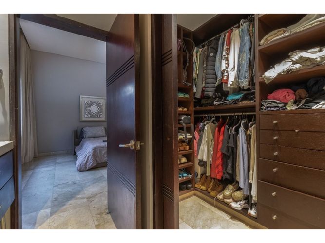 Casa de 7 alcobas en venta en Granada, Cali, 672 m² · foto 17 de 24