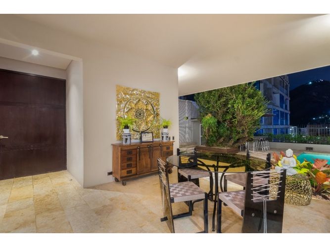 Casa de 7 alcobas en venta en Granada, Cali, 672 m² · foto 24 de 24