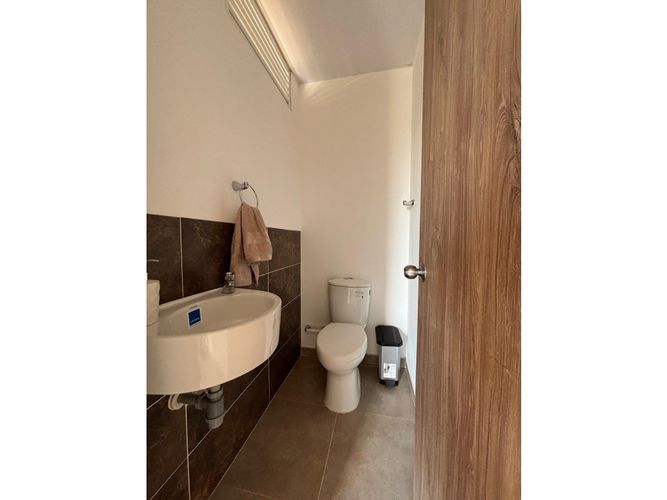 Casa de 3 alcobas en venta en Valle Del Lili, Palmira, 292 m² · foto 20 de 20