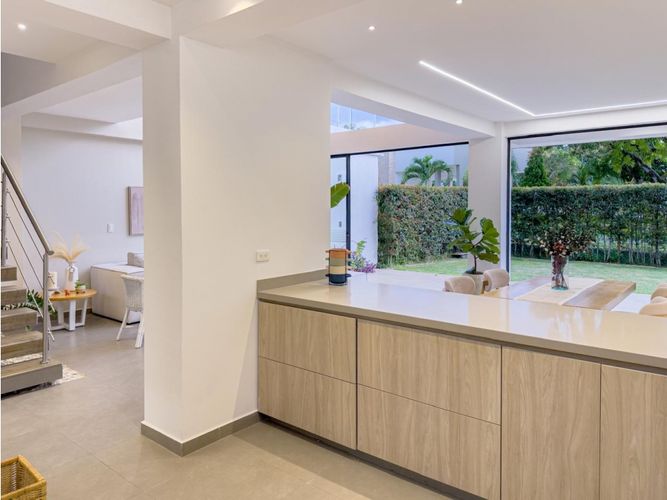 Casa de 3 alcobas en venta en Las Mercedes, Jamundí, 280 m² · foto 3 de 24