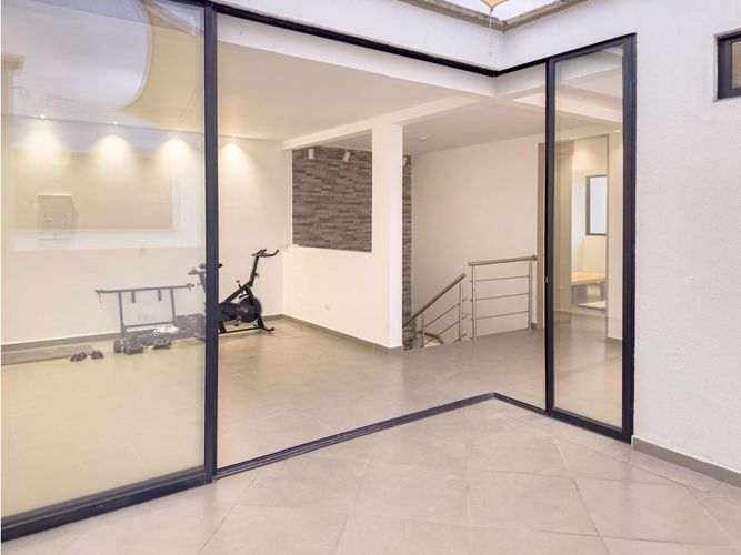Casa de 3 alcobas en venta en Las Mercedes, Jamundí, 280 m² · foto 5 de 24