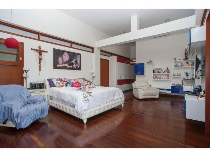 Casa de 5 alcobas en venta en San Pedro, Cali, 800 m² · foto 14 de 19