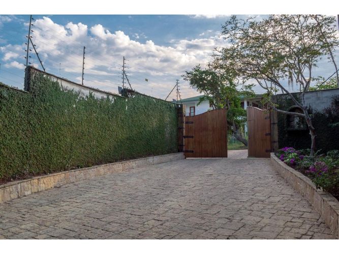 Casa de 5 alcobas en venta en San Pedro, Cali, 800 m² · foto 19 de 19