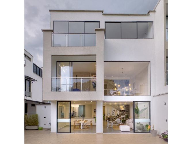 Casa de 3 alcobas en venta en Las Mercedes, Jamundí, 280 m² · foto 24 de 24