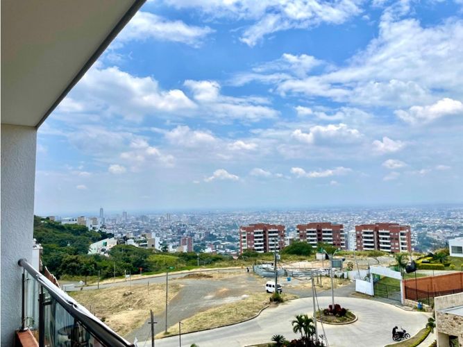Apartamento de 2 alcobas en venta en Arboledas, Cali, 102 m² · foto 2 de 11