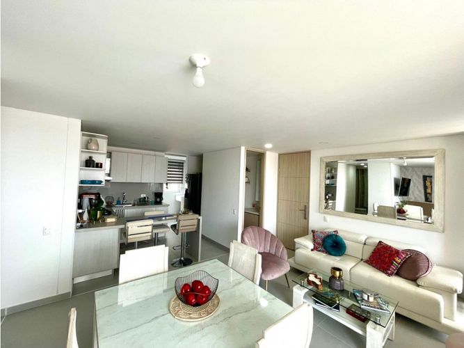 Apartamento de 2 alcobas en venta en Arboledas, Cali, 102 m² · foto 3 de 11