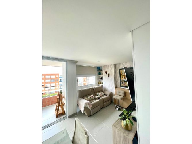 Apartamento de 2 alcobas en venta en Arboledas, Cali, 102 m² · foto 5 de 11