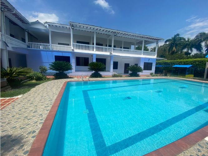 Casa de 10 alcobas en venta en Valle Del Lili, Jamundí, 1200 m² · foto 11 de 14