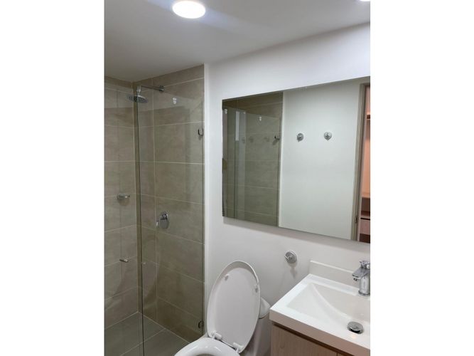 Apartamento en venta en Valle Del Lili, Cali · foto 2 de 24