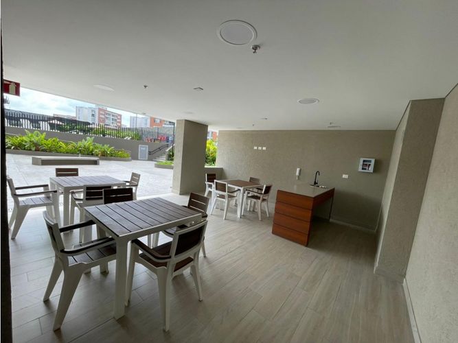 Apartamento en venta en Valle Del Lili, Cali · foto 14 de 24