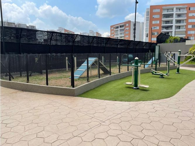 Apartamento en venta en Valle Del Lili, Cali · foto 23 de 24