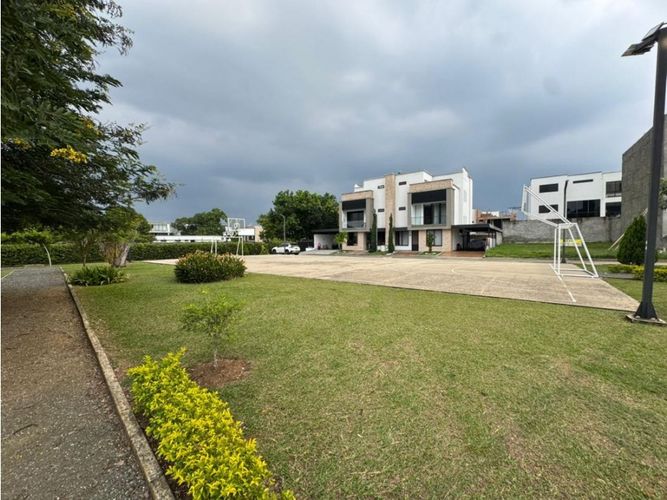 Casa de 6 alcobas en venta en Las Mercedes, Jamundí, 400 m² · foto 24 de 24