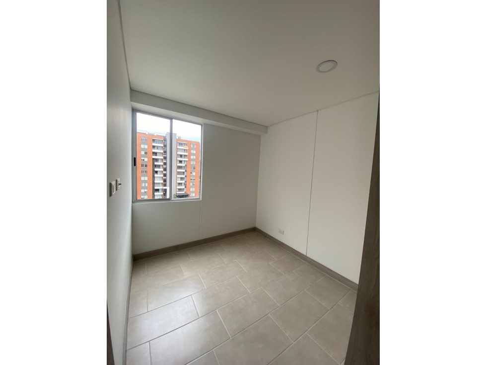 Apartamento en venta en Valle Del Lili, Cali · foto 9 de 24