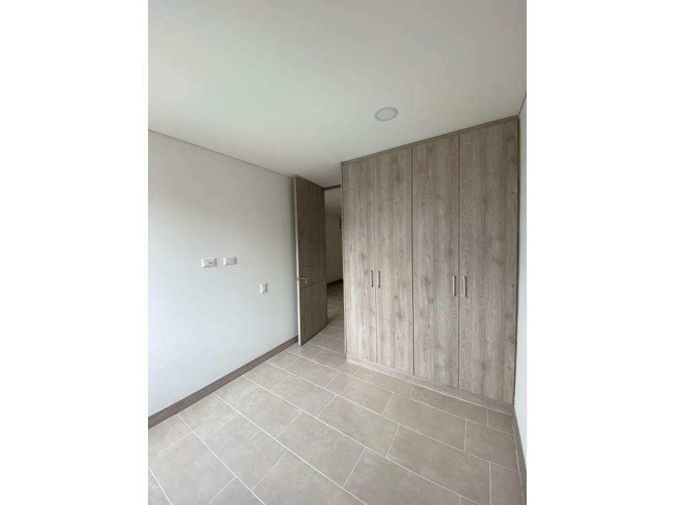 Apartamento en venta en Valle Del Lili, Cali · foto 12 de 24