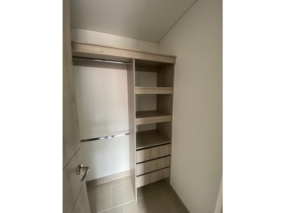 Apartamento en venta en Valle Del Lili, Cali · foto 15 de 24