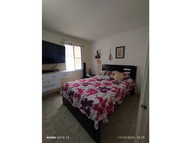 Apartamento de 3 alcobas en venta en Santa Anita, Cali, 60 m² · foto 1 de 15
