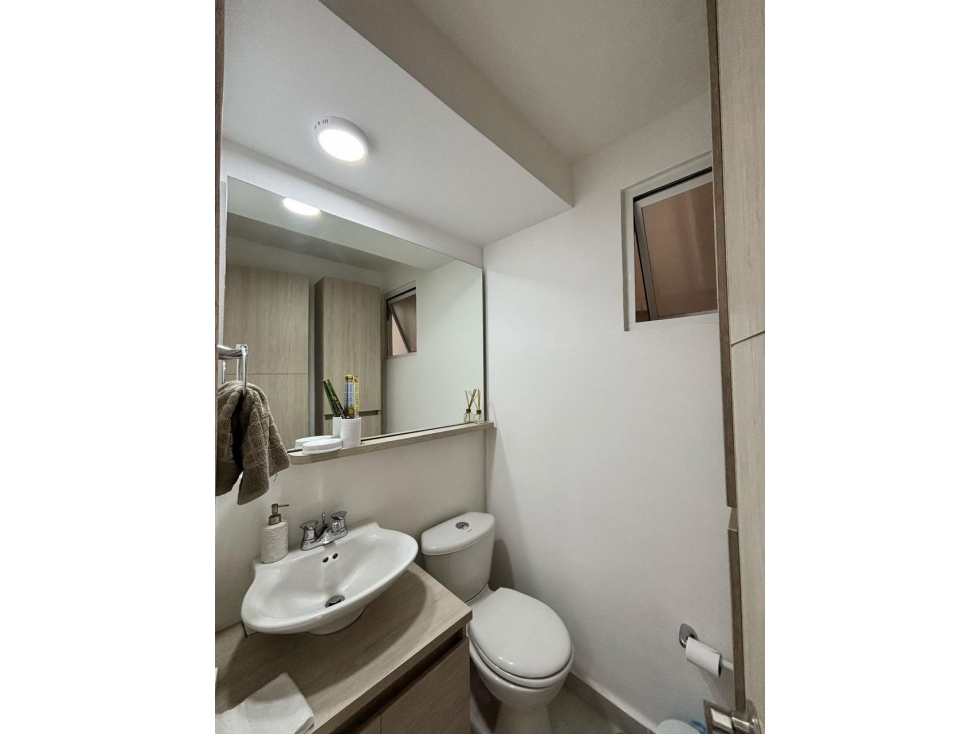 Apartamento en venta en Santa Anita, Cali · foto 4 de 17