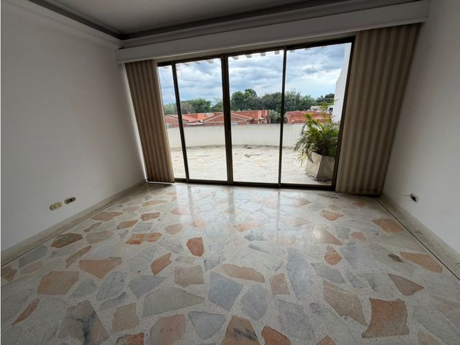 Casa de 5 alcobas en venta en El Ingenio, Cali, 450 m² · foto 11 de 22